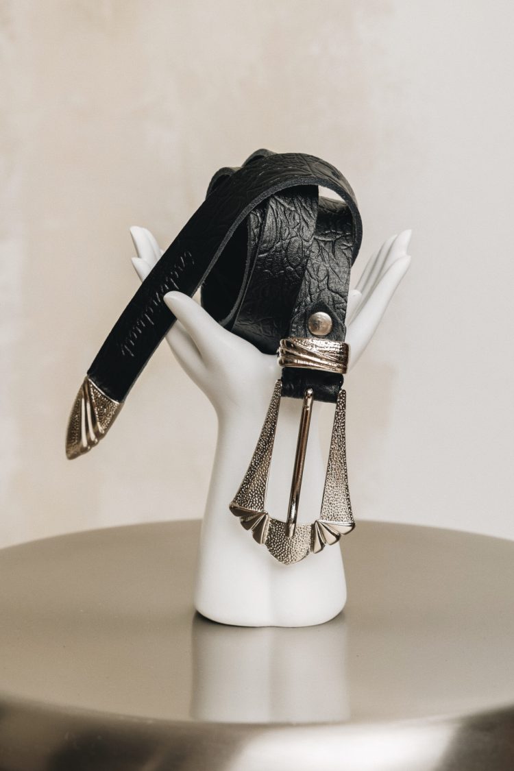 Sweet one black nickel belt INDIVIDUAL ART LEATHER