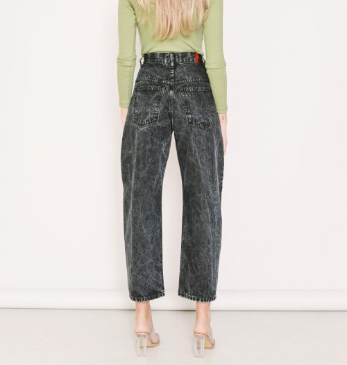 Alternative view of Mary Black Pearl SALT & PEPPER