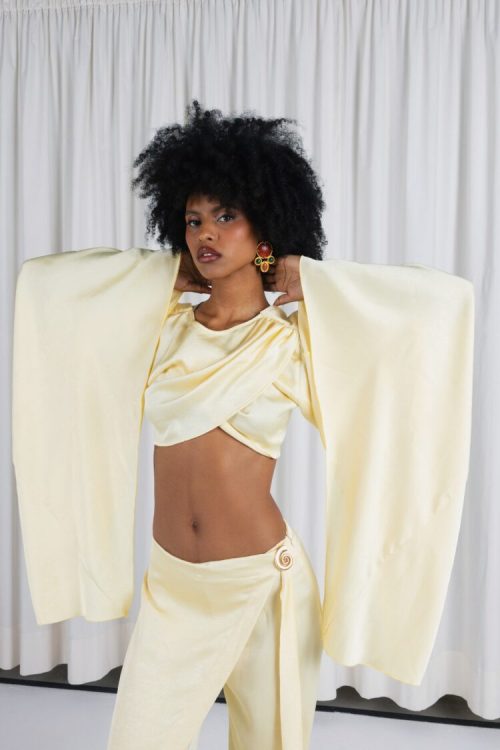 Myrina top wide sleeves ABSTRACTO